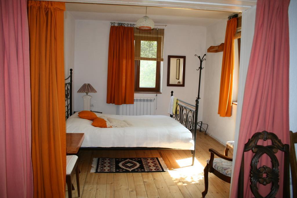 Guest House Kamenik Yagodina Zimmer foto